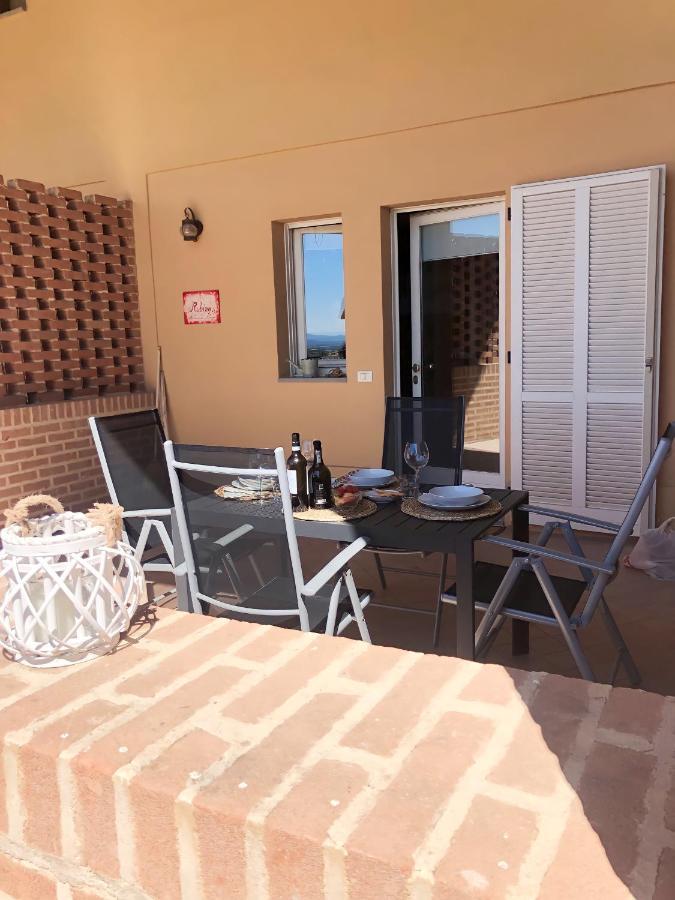 Villetta Rosso Rubino Vignale Monferrato Bagian luar foto